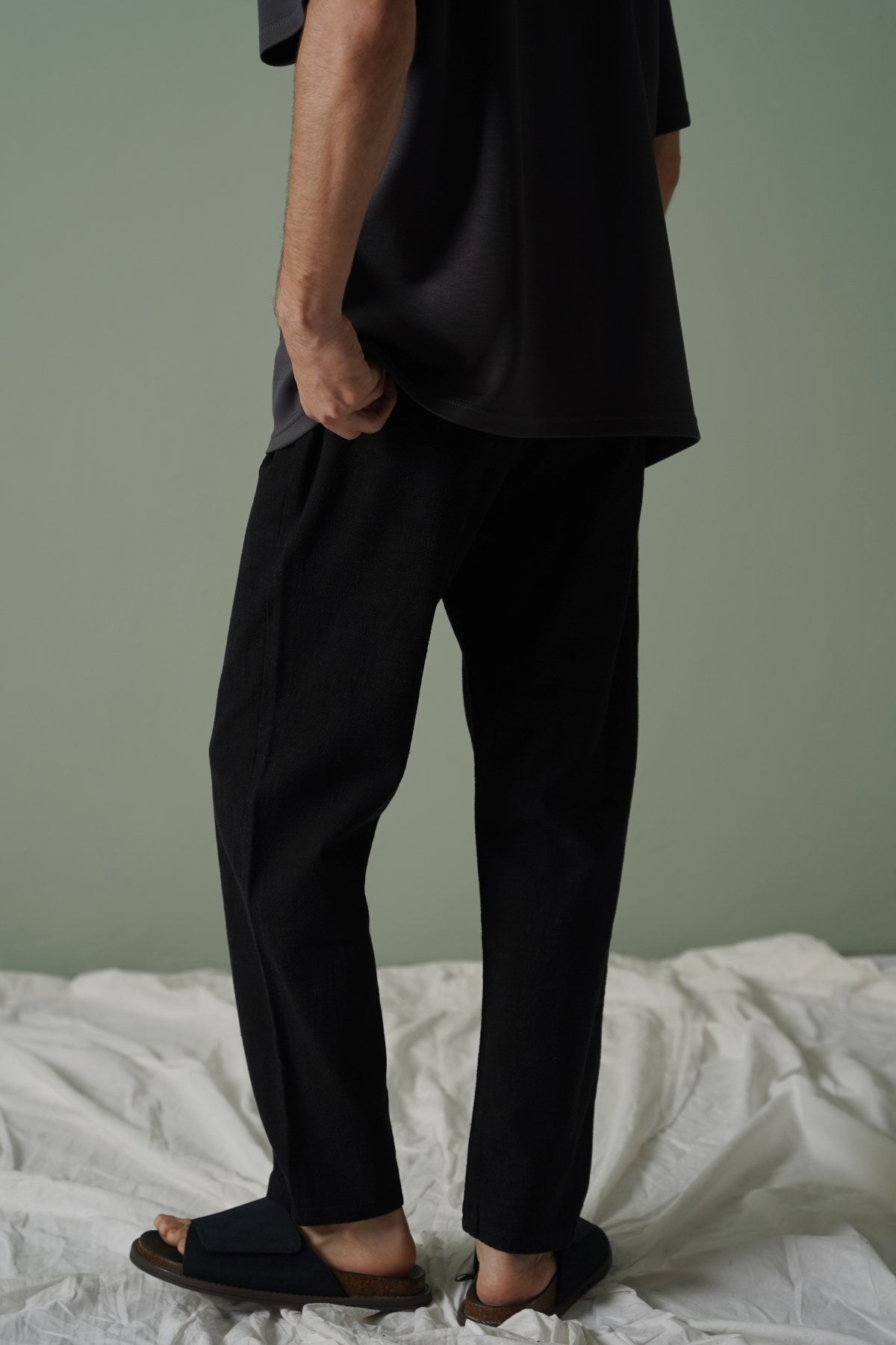 BLACK TEXTURED COTTON TROUSERS