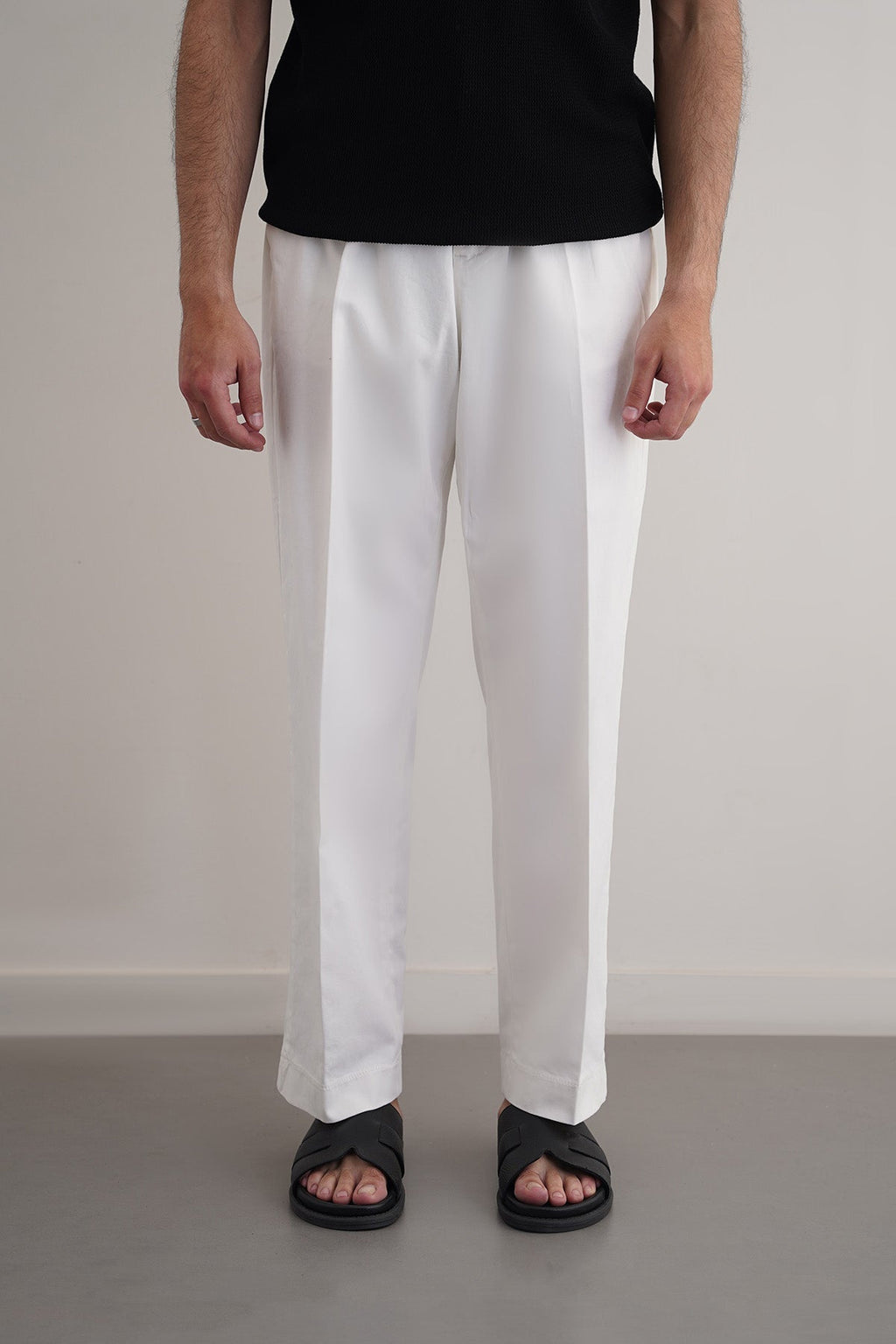 OFF WHITE PLEATED COTTON TROUSERS