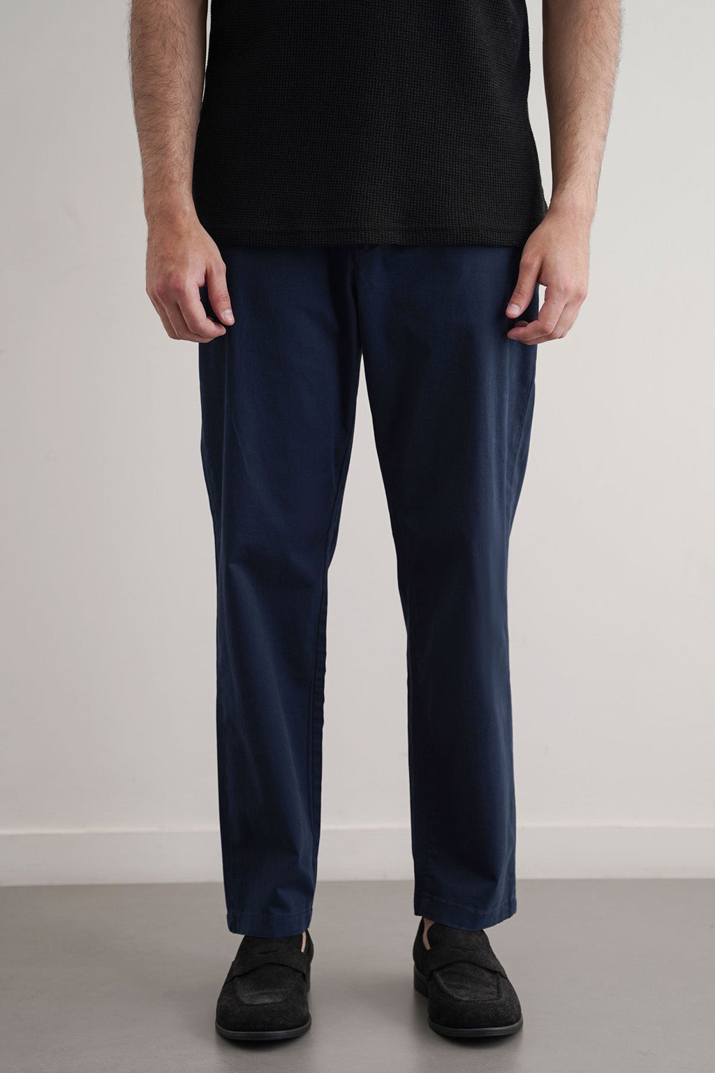 NAVY TAPERED CHINOS