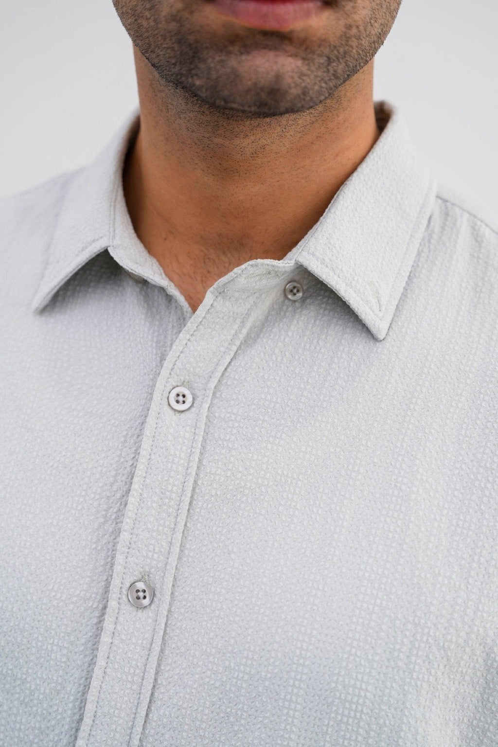 ASH SEERSUCKER BUTTON DOWN SHIRT