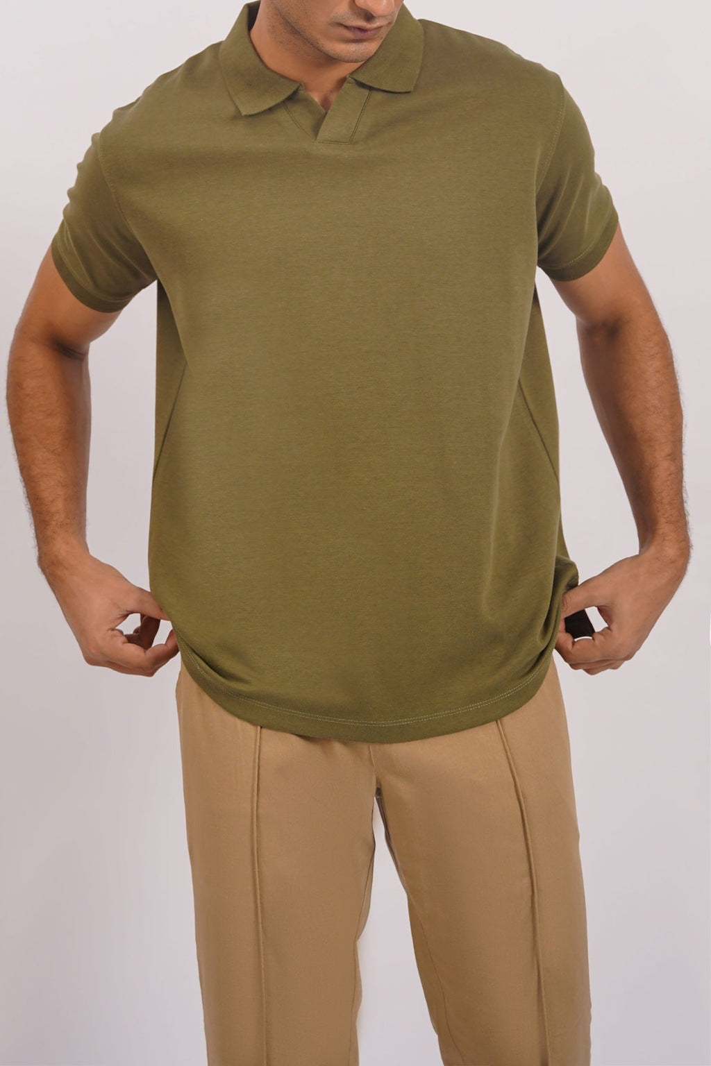 OLIVE KNITTED POLO