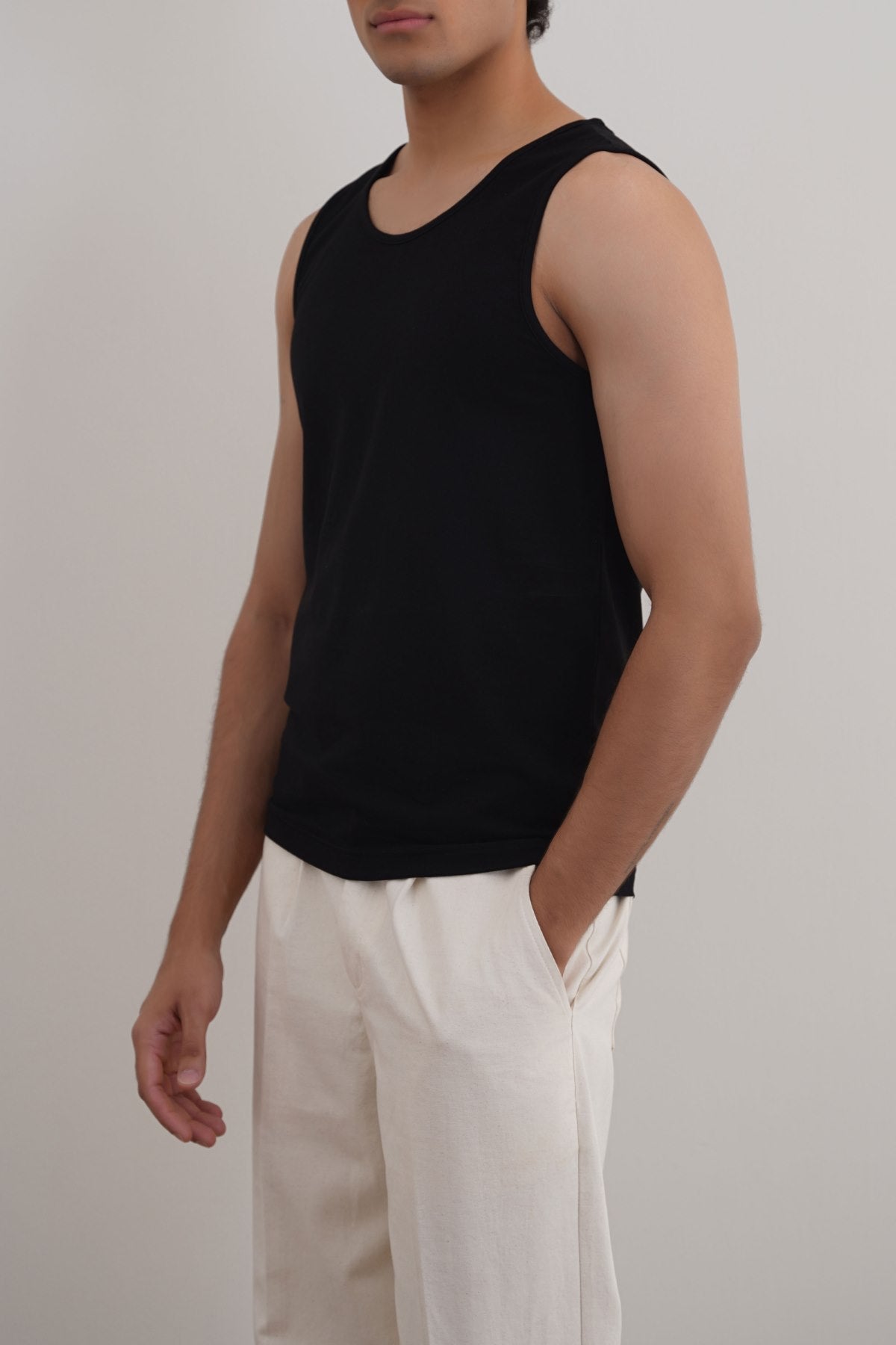 BLACK DAILY TANK