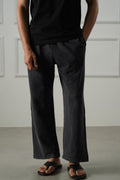 MINIMAL STRAIGHT-LEG PANTS
