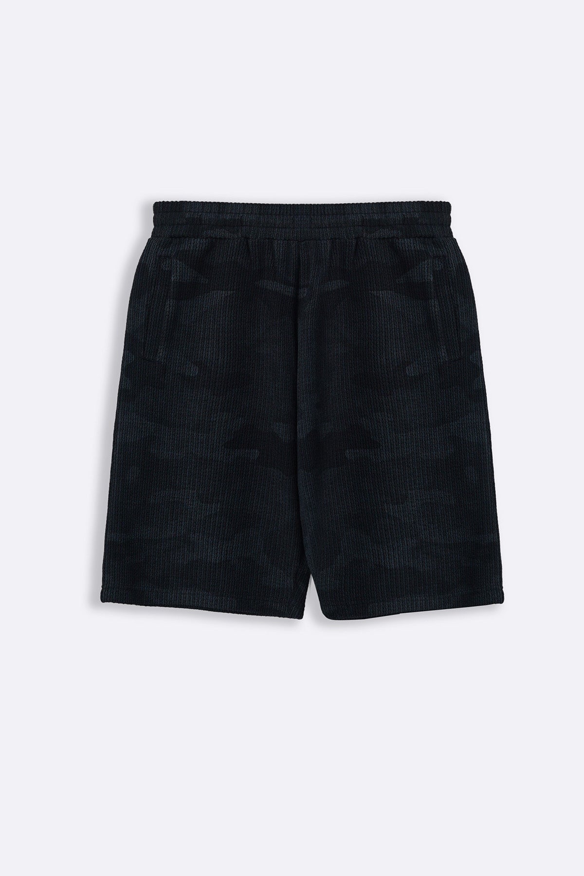 BLACK CAMO TEXTURED SHORTS