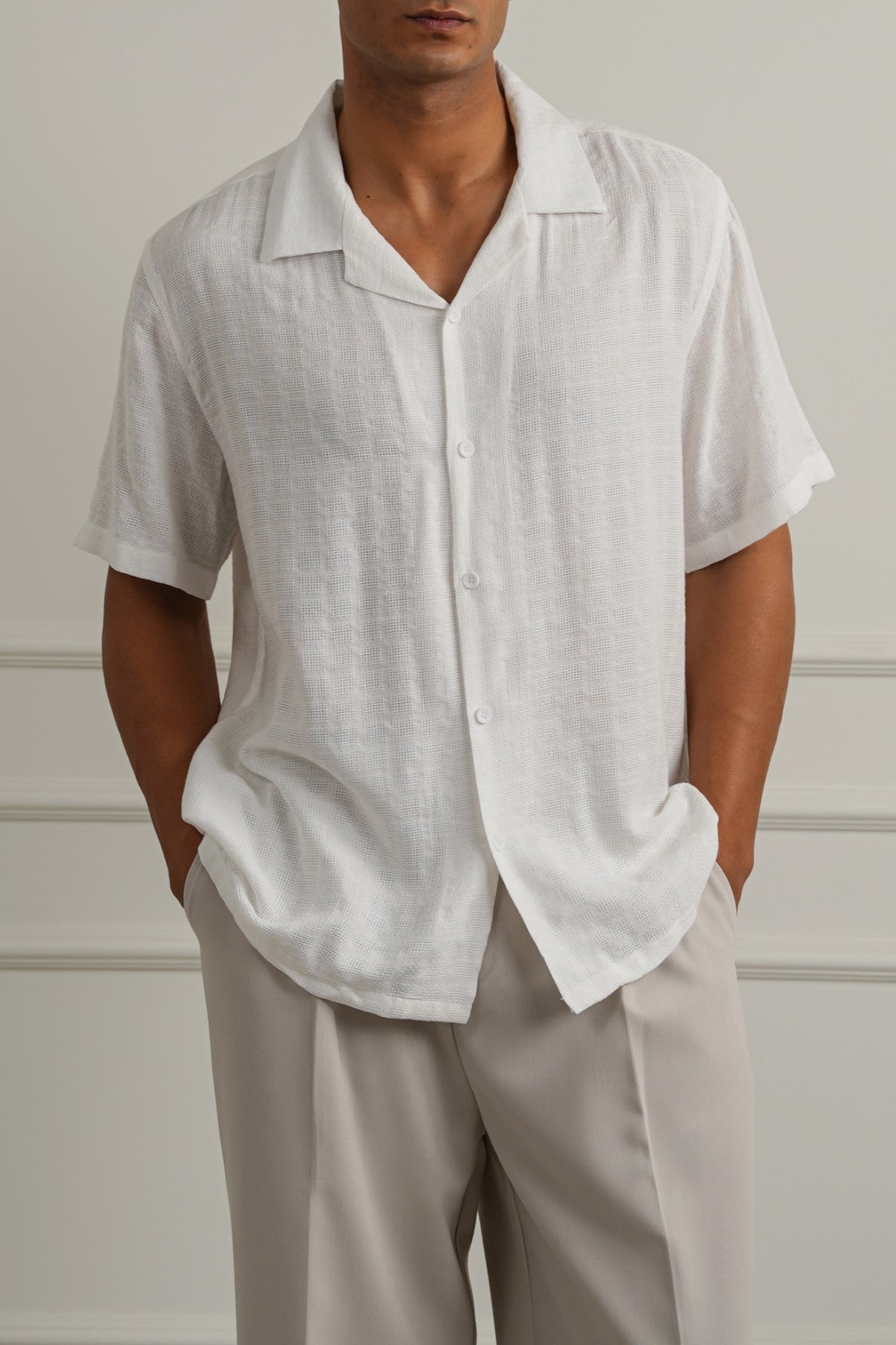 WHITE JACQUARD SUMMER SAFARI
