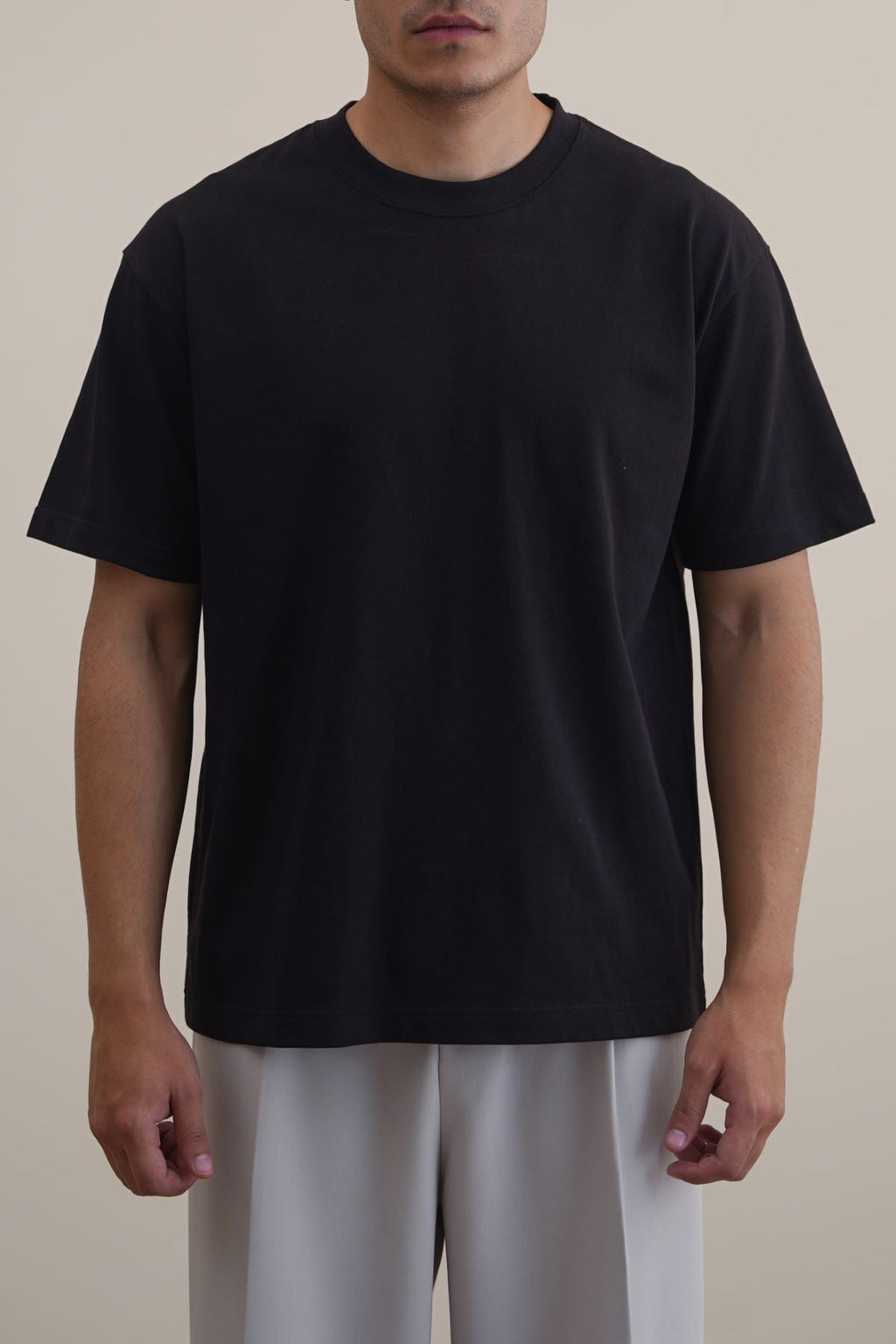 BLACK JALEBI TEE