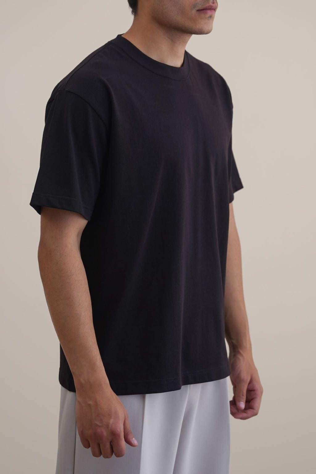 BLACK JALEBI TEE
