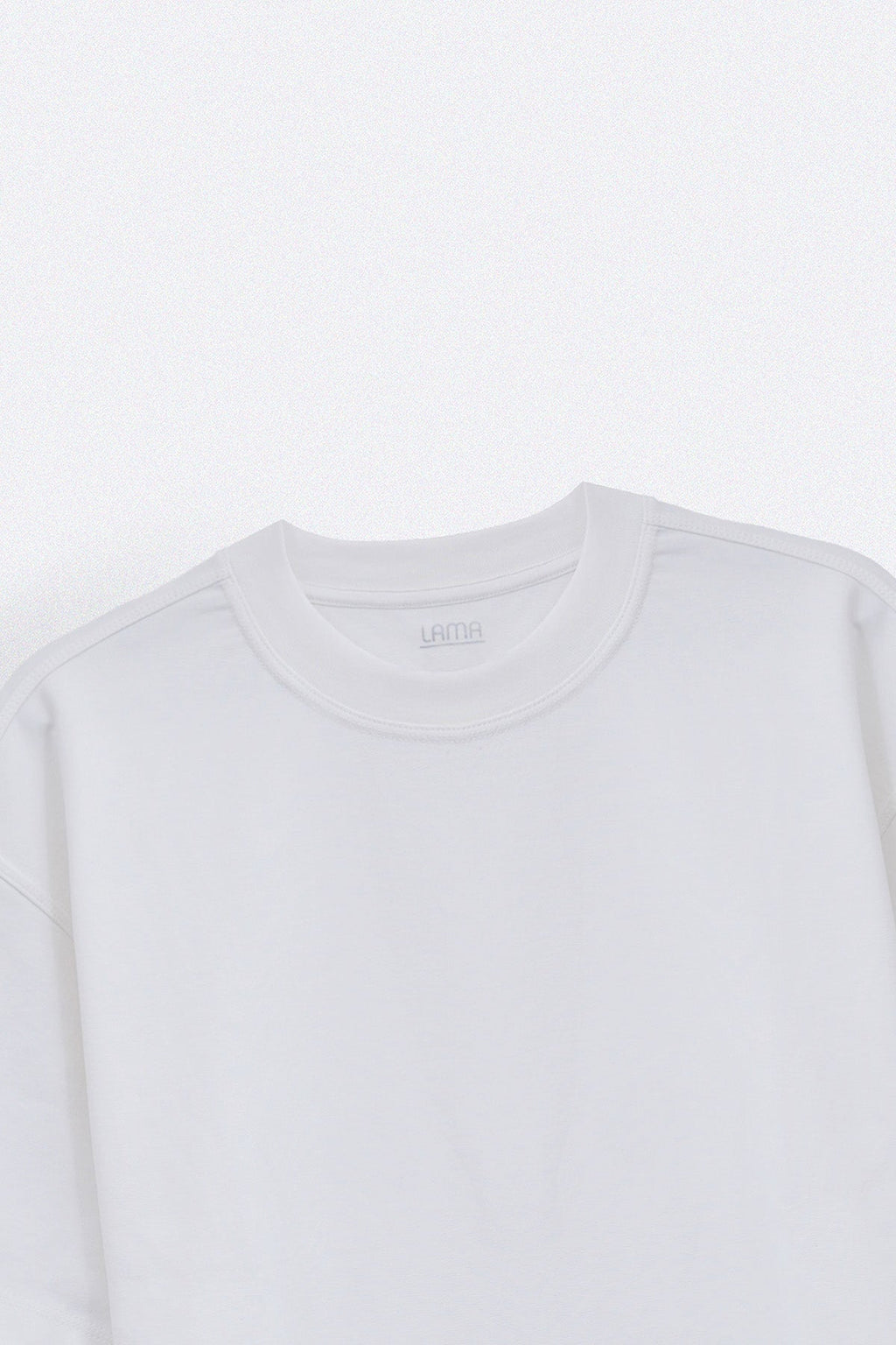 WHITE EVERYDAY TEE