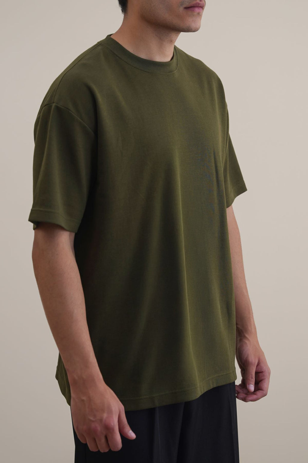 OLIVE ESSENTIAL TEE