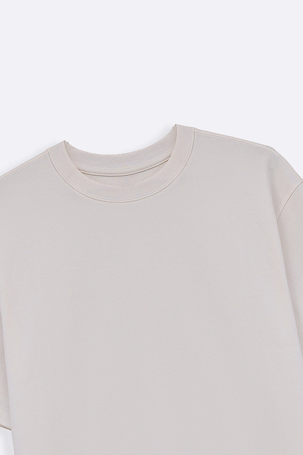 WHITE SUMMER ESSENTIAL TEE