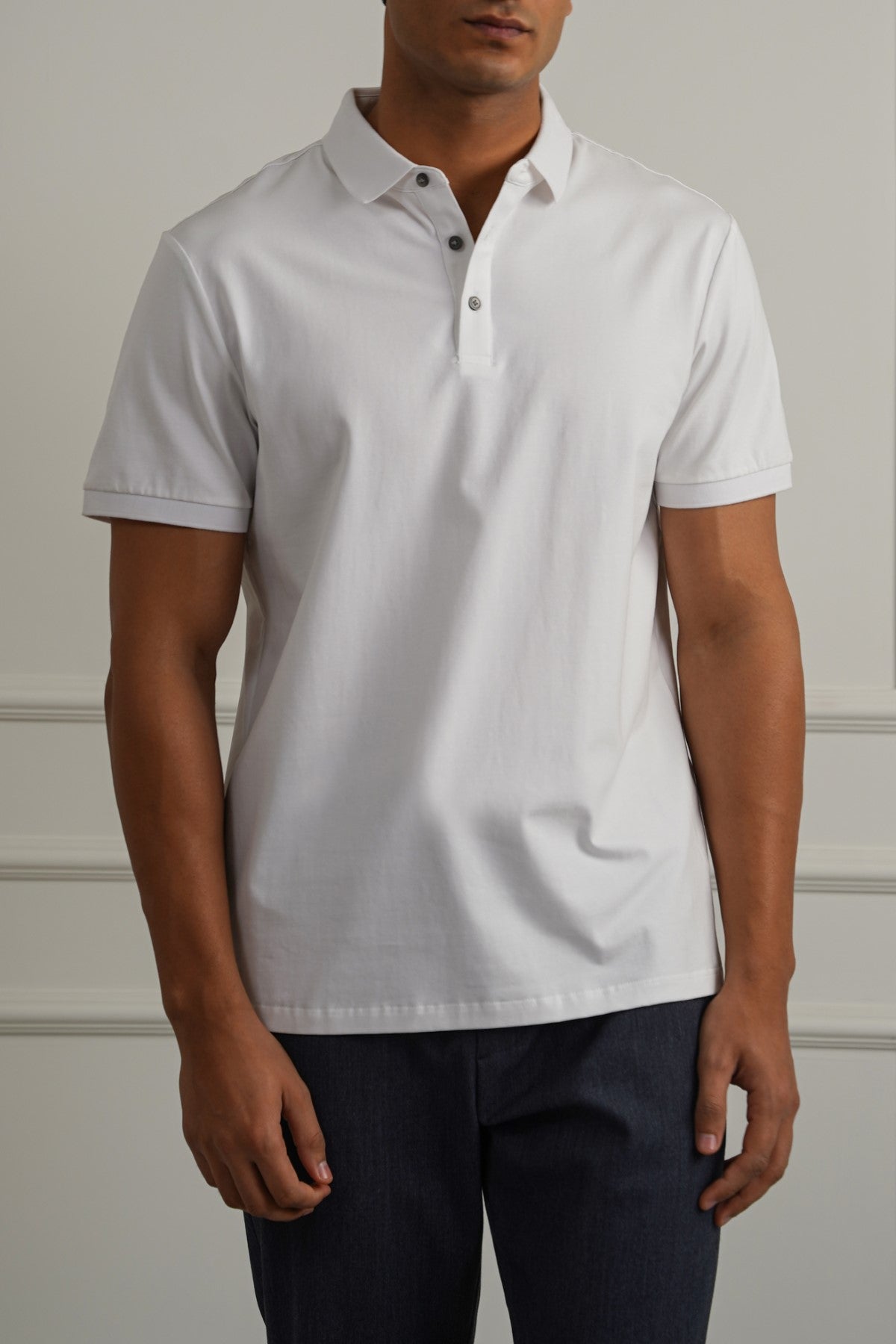 WHITE PERFORMANCE POLO