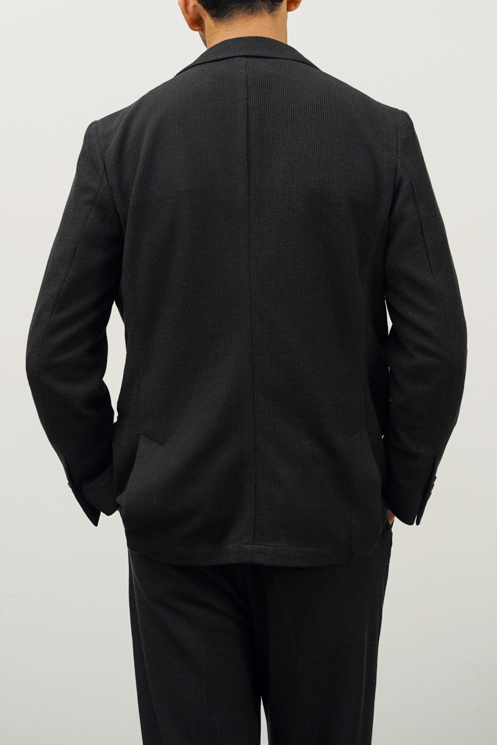 BLACK TEXTURED BLAZER