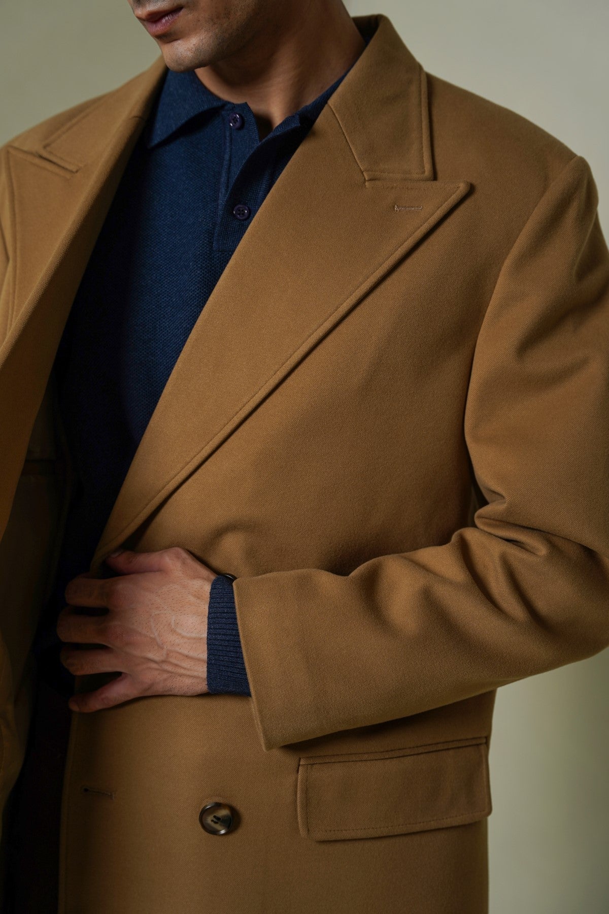 CAMEL DOUBLE BREASTED OVERCOAT