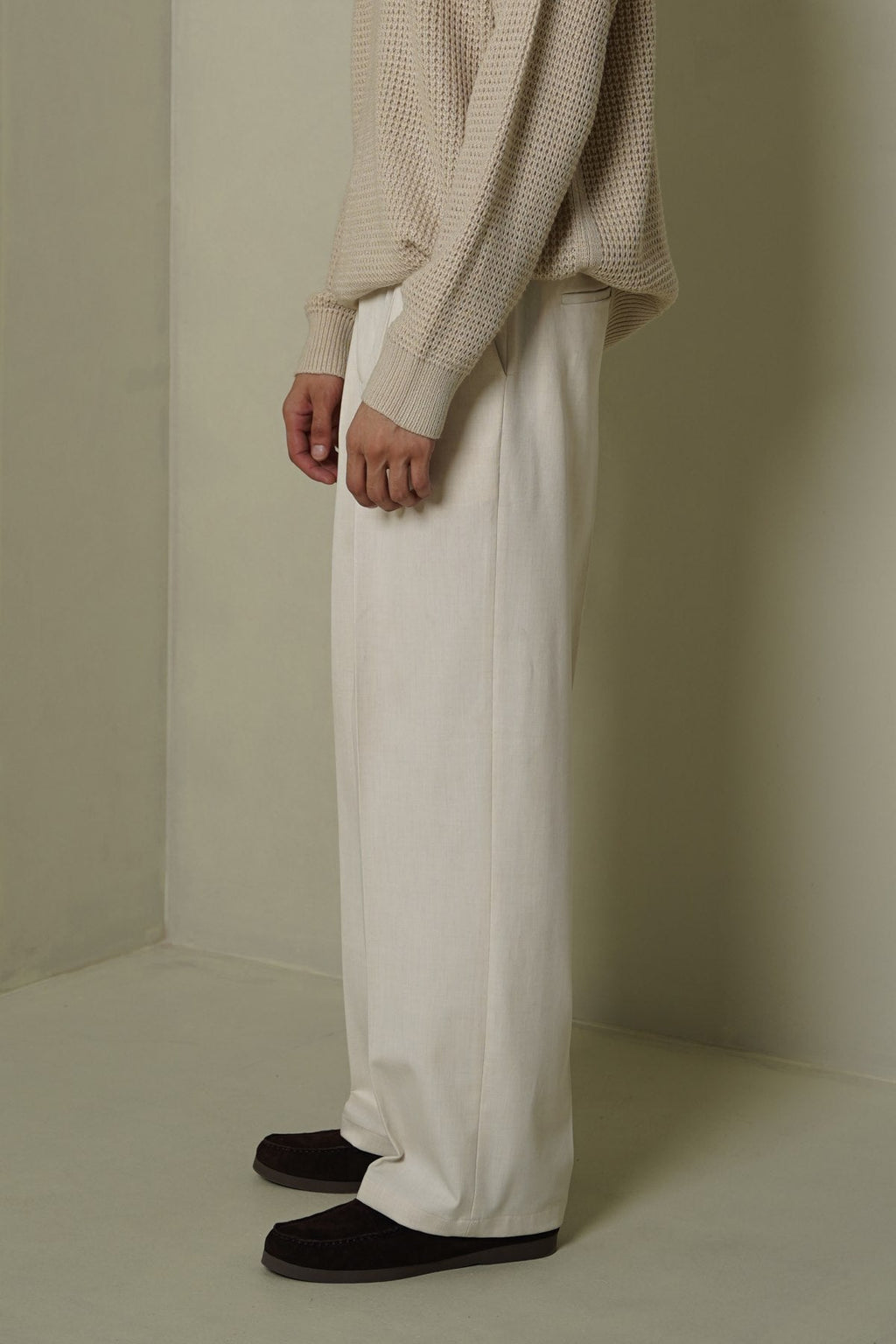 OAT MELANGE DOUBLE PLEAT TAILORED PANTS