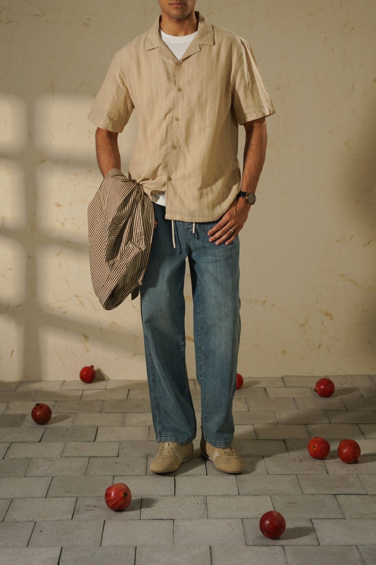 LIGHT BLUE RELAXED JEANS