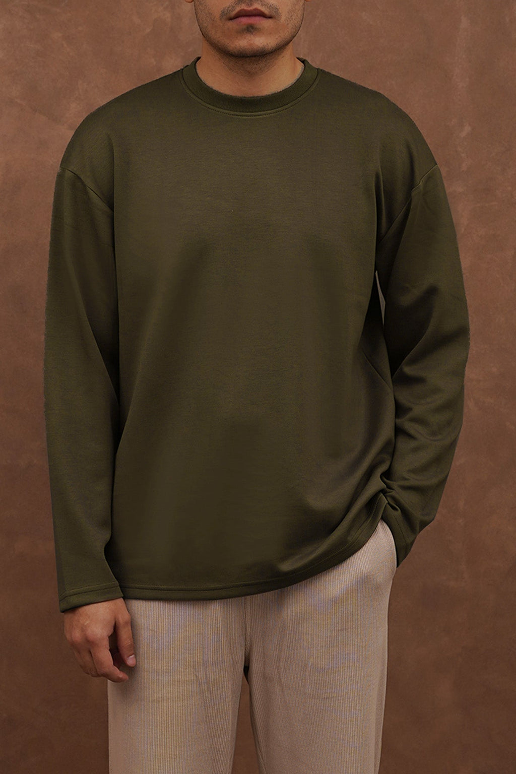 OLIVE FULL SLEEVES TEE