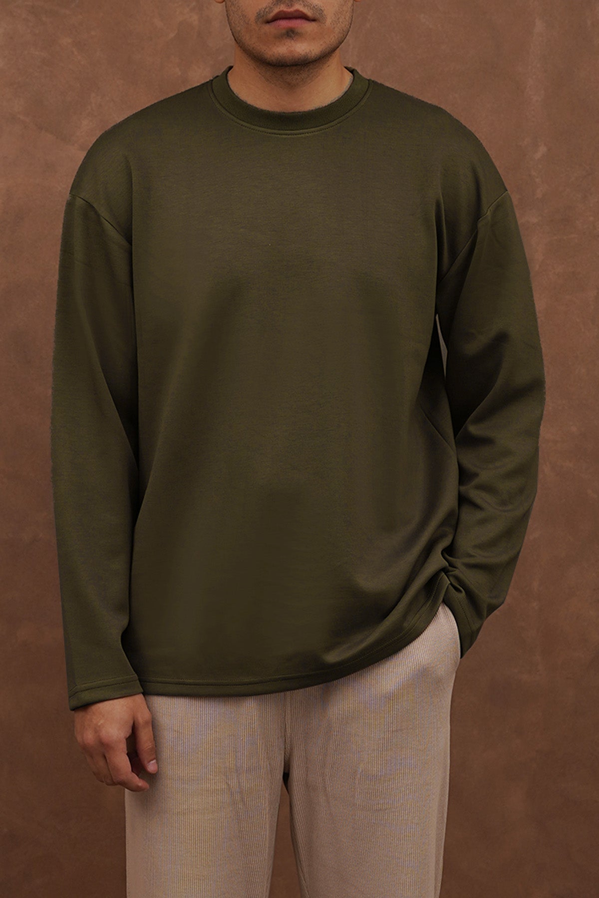 OLIVE FULL SLEEVES TEE