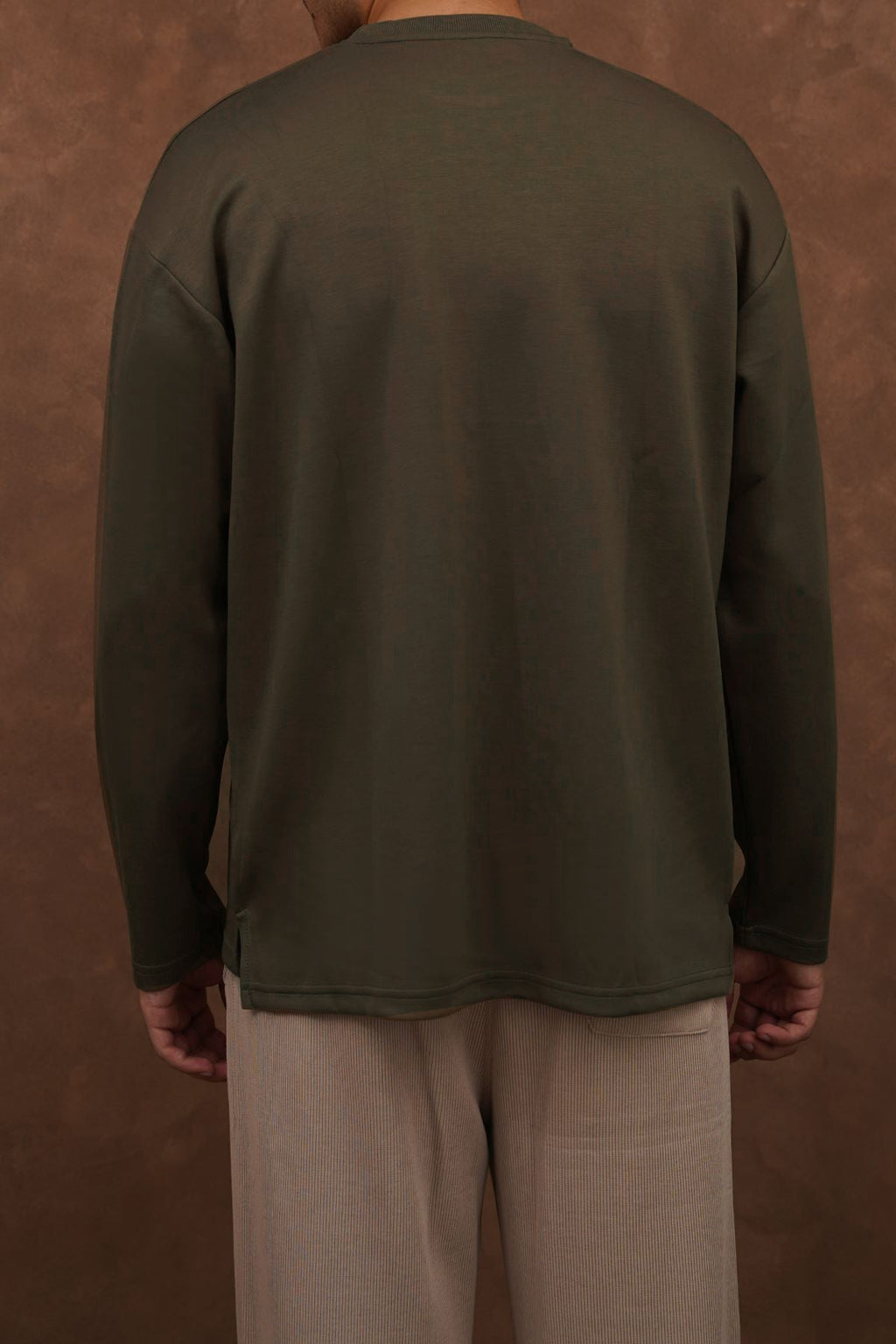 OLIVE FULL SLEEVES TEE