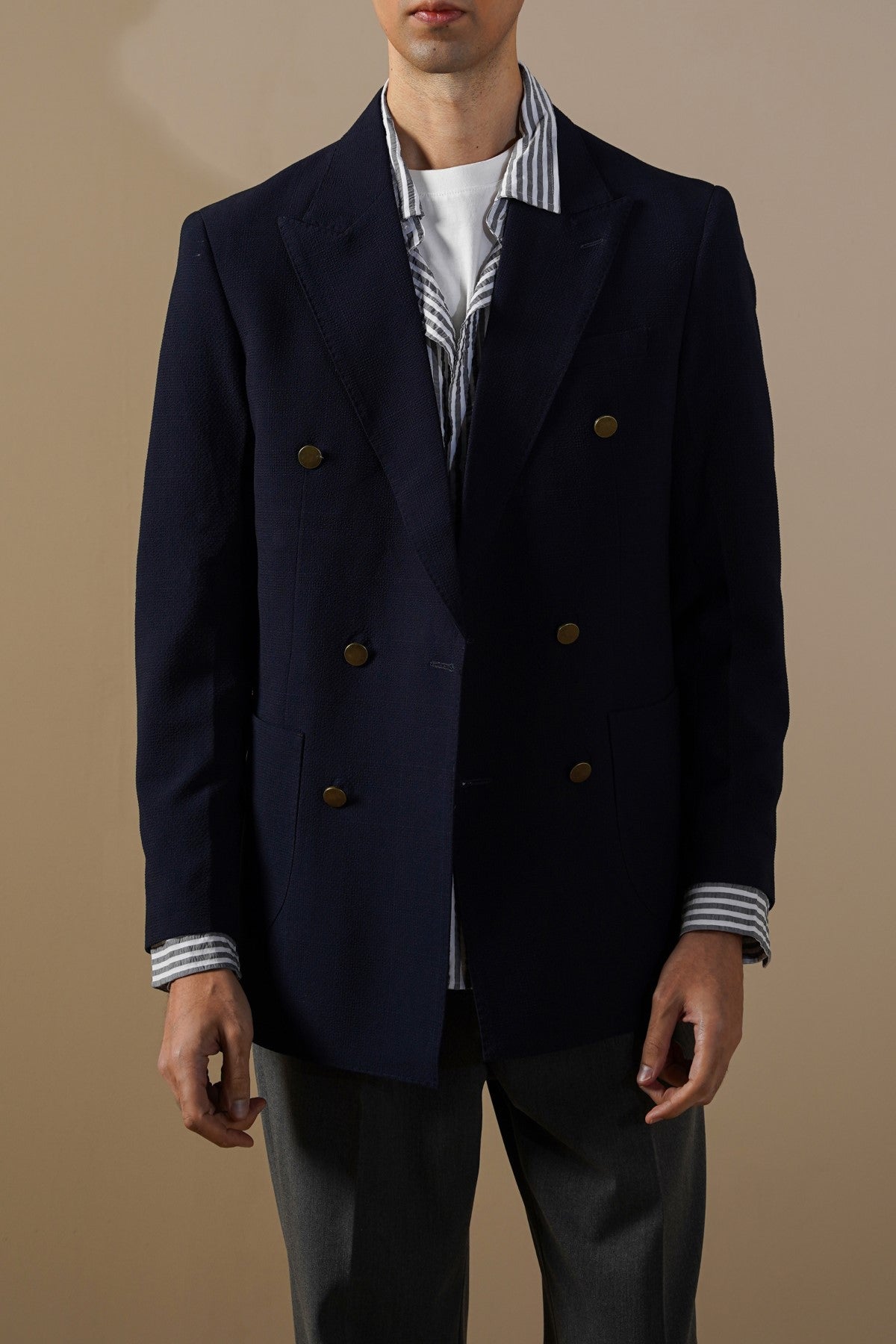 NAVY TAILORED LIGHT BLAZER
