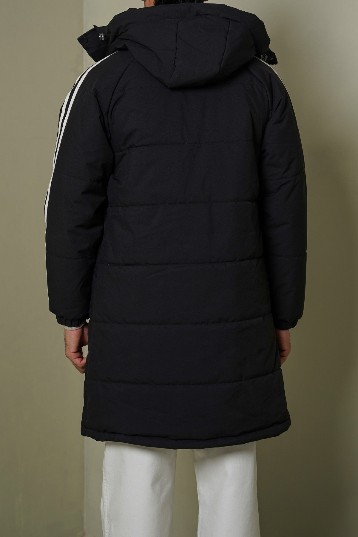 BLACK PUFFER COAT
