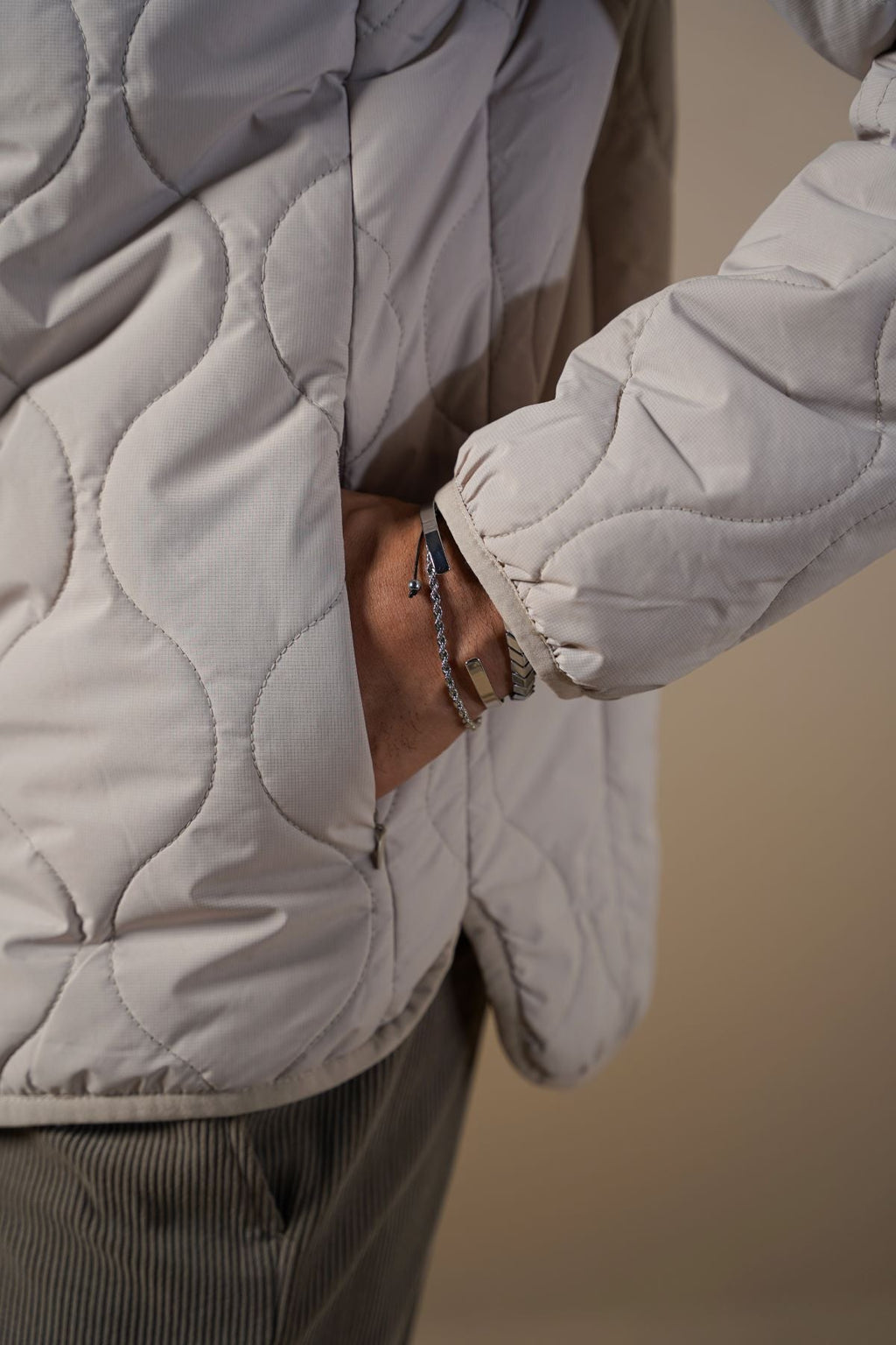 SAND QUILTED MANDARIN JACKET