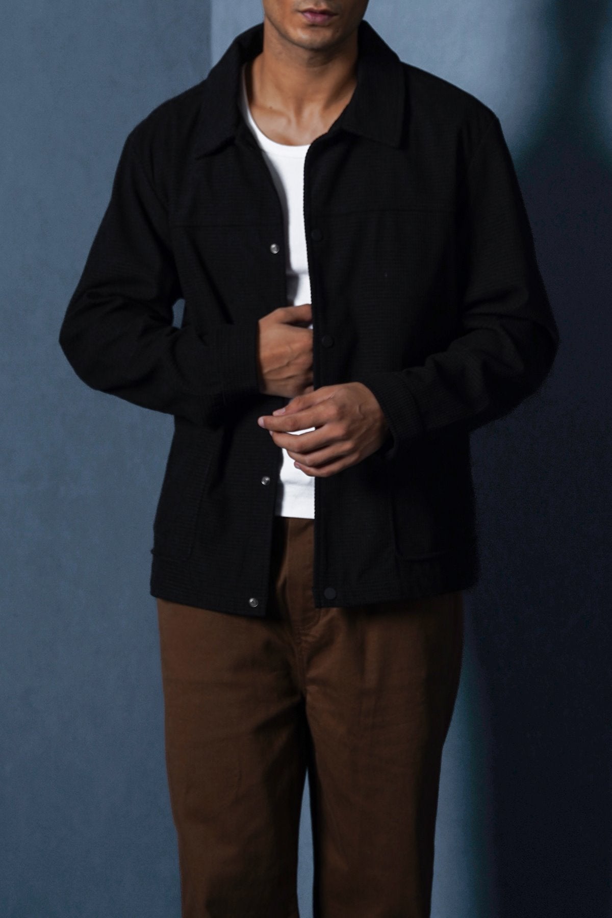 BLACK WAFFLE-TEXTURED JACKET