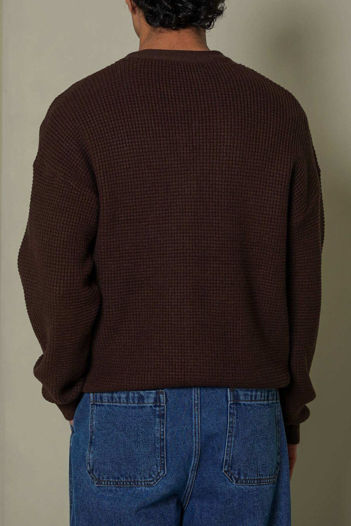 BROWN WAFFLE KNIT CARDIGAN
