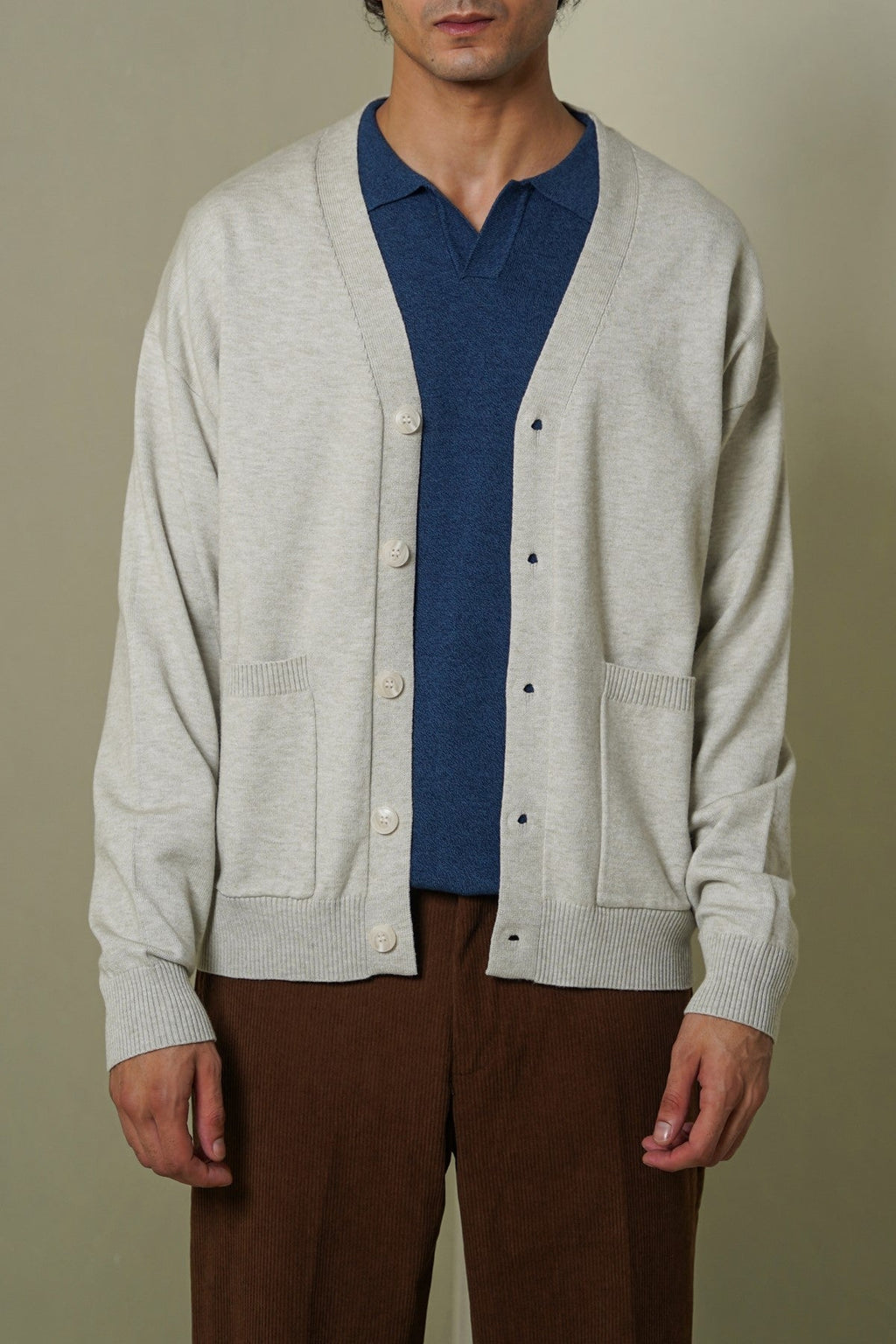 OAT WHITE GRANDPA'S CARDIGAN