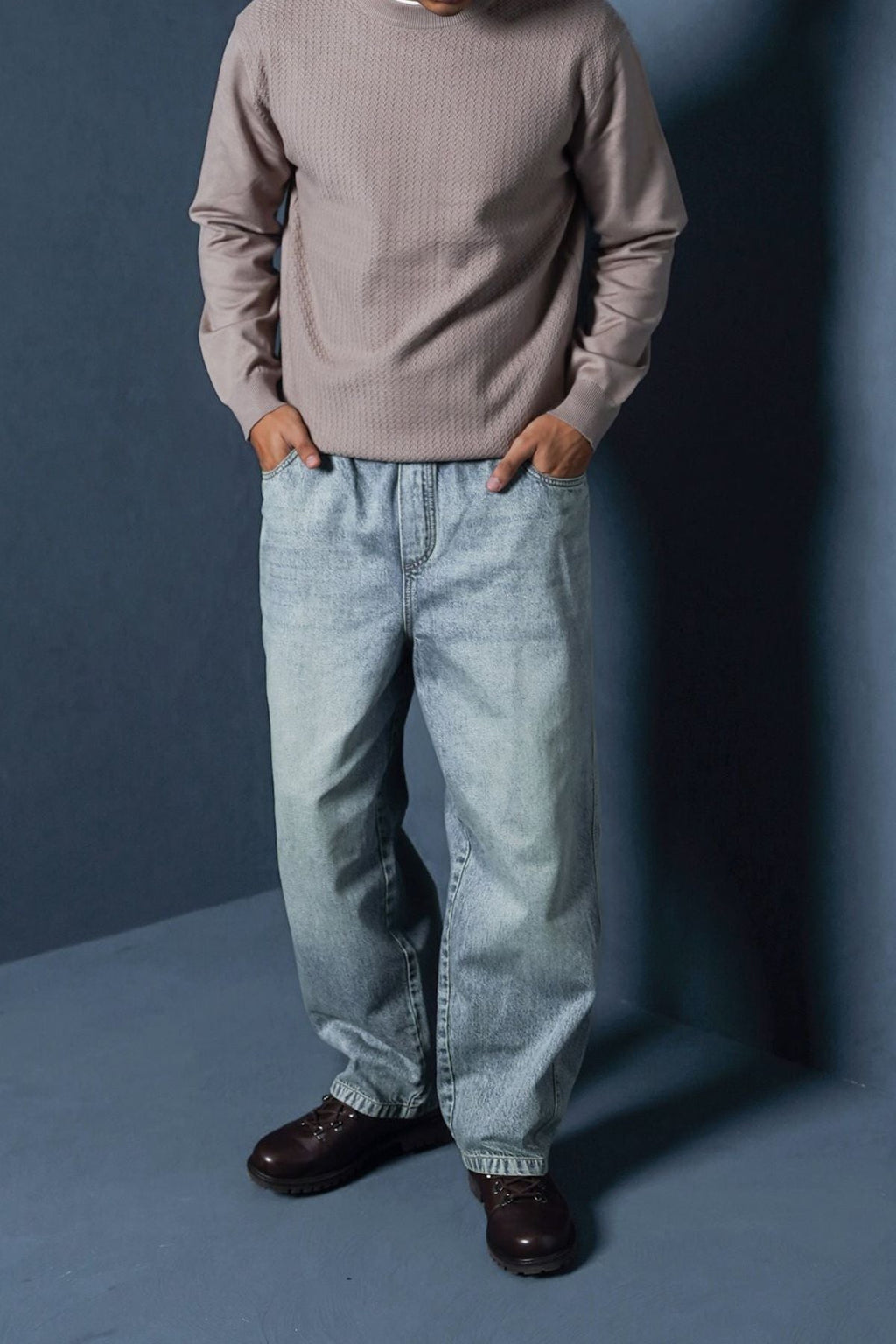 BEIGE CREW NECK SWEATER