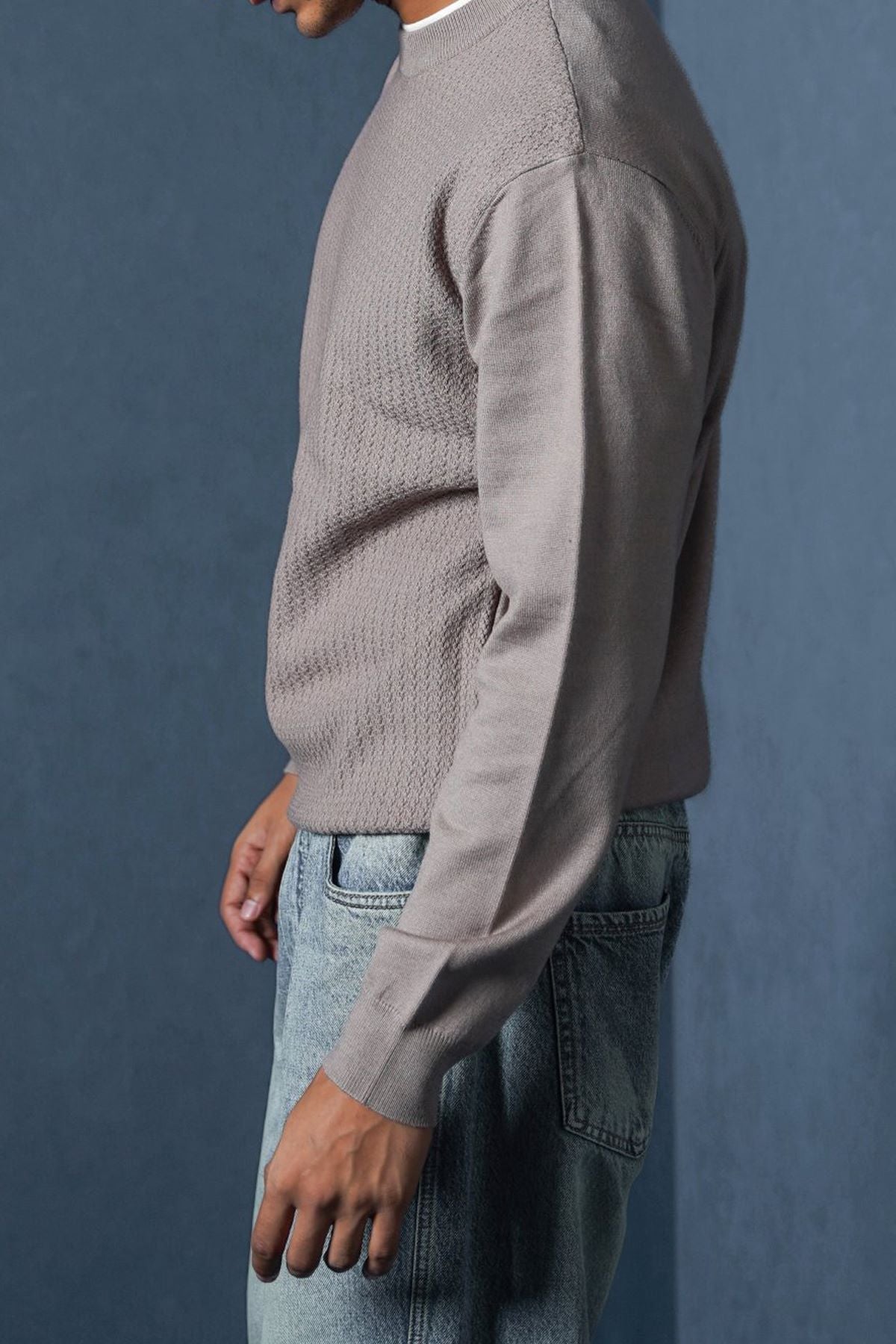 BEIGE CREW NECK SWEATER