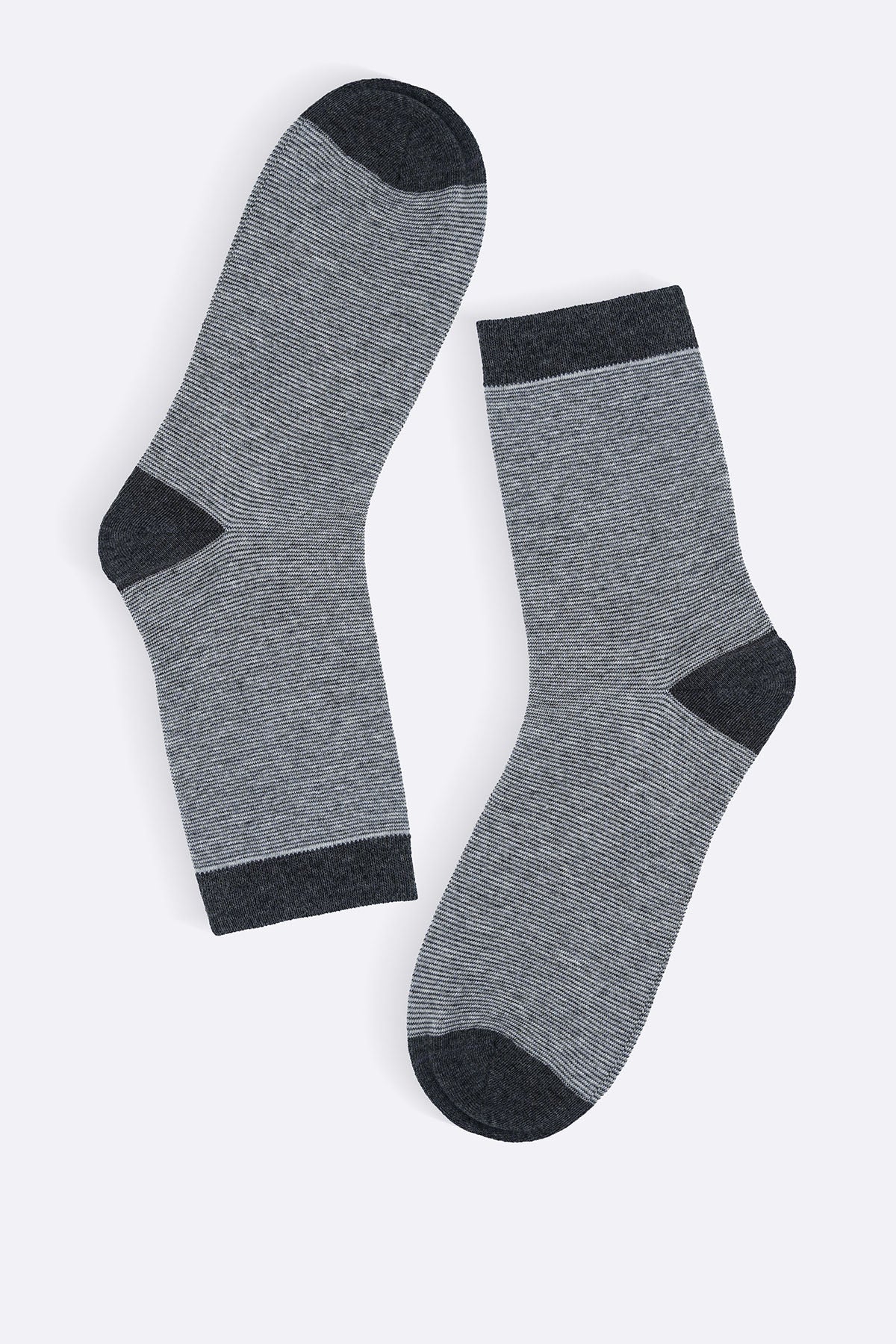 LIGHT GREY STRIPED CREW SOCKS