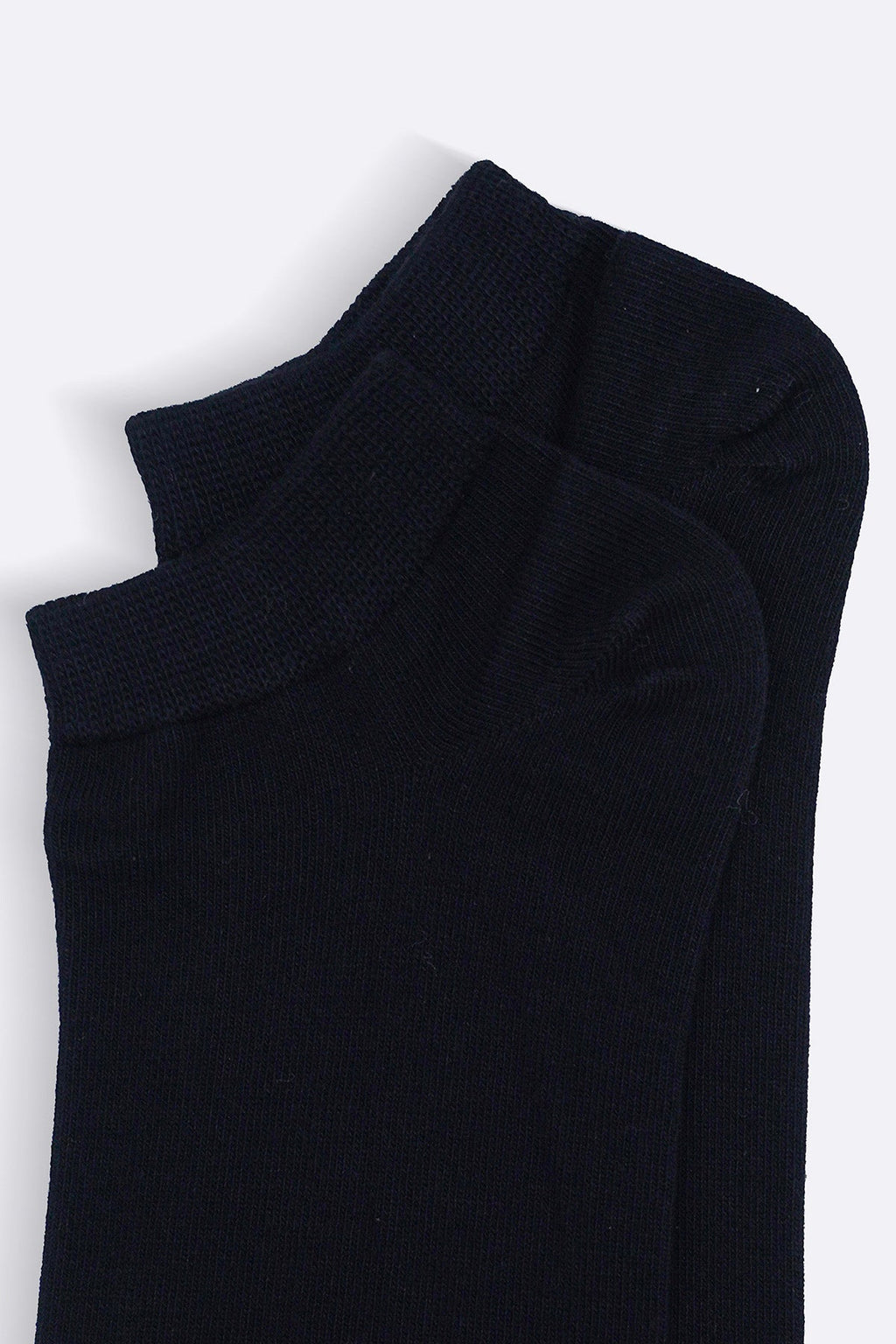 BLACK RIBBED ANKLE SOCKS