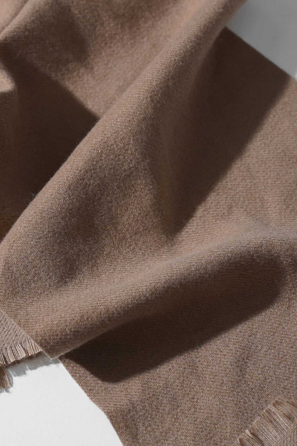 CREAM THE ESSENTIAL TRANSIT SCARF