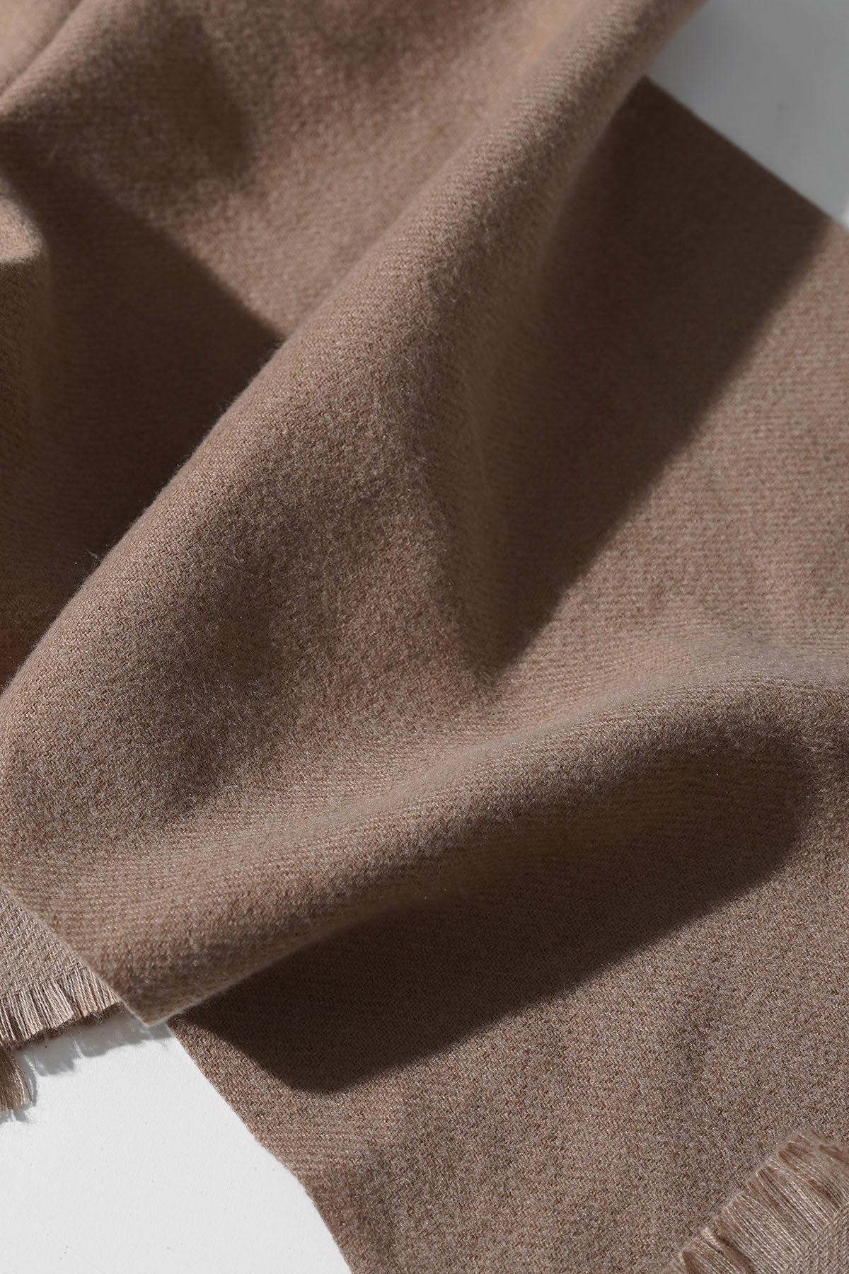 CREAM THE ESSENTIAL TRANSIT SCARF