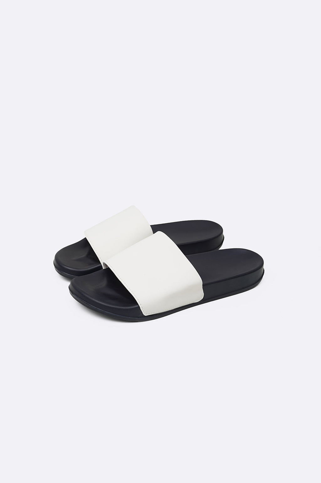 WHITE EVERYDAY SLIDES