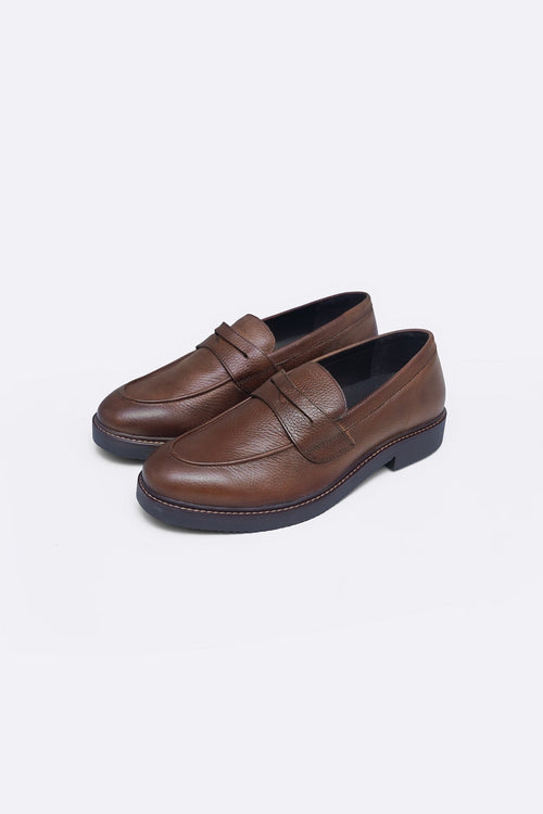 COGNAC CLASSIC LEATHER LOAFERS