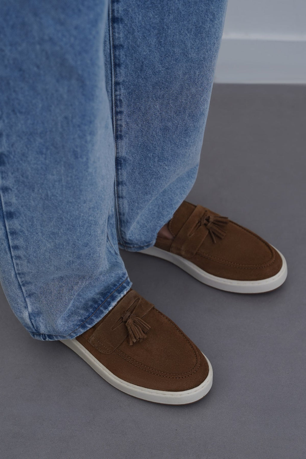 BROWN SUEDE LEATHER TASSEL LOAFERS