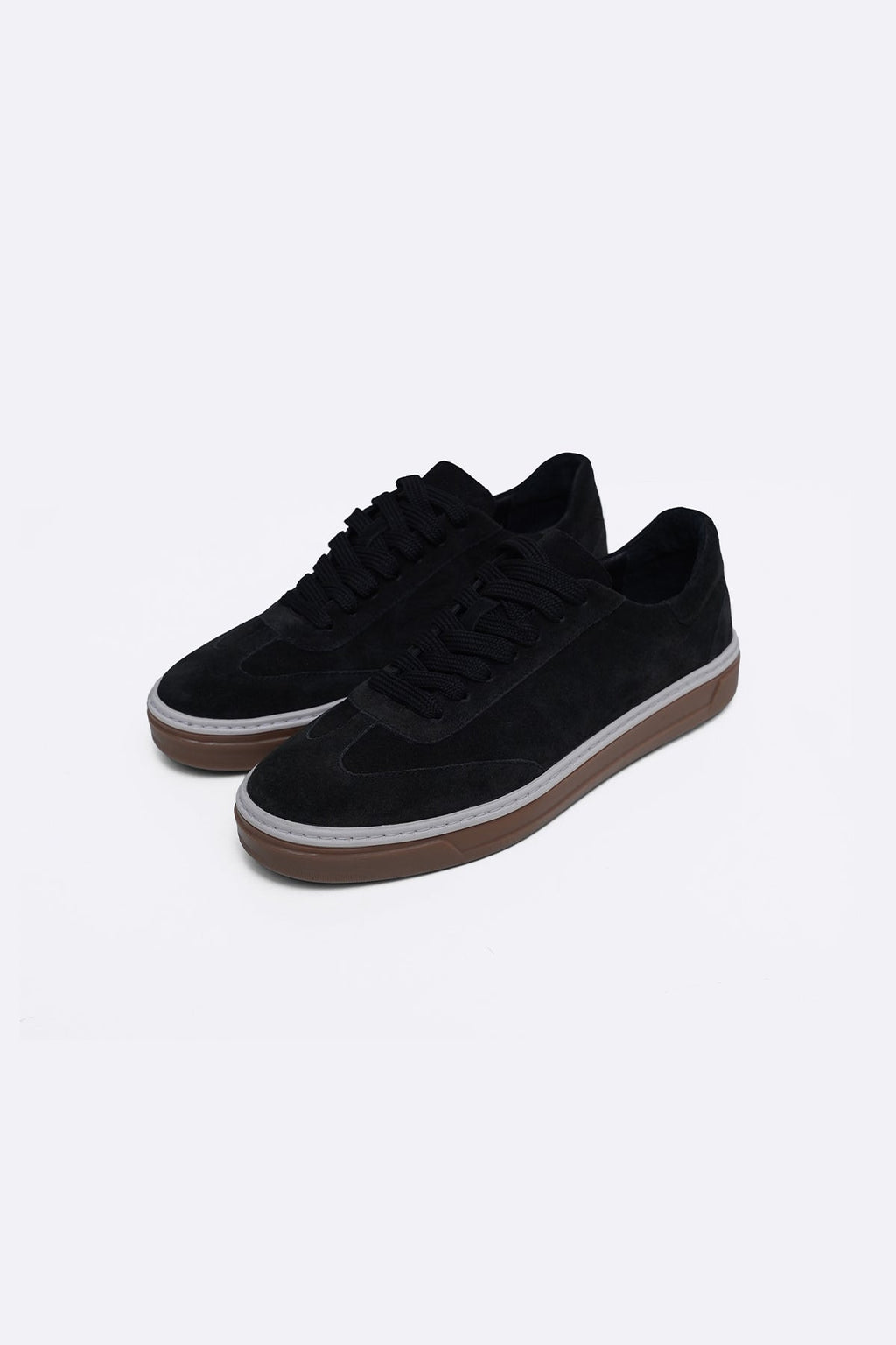 BLACK LACE-UP LEATHER SNEAKERS