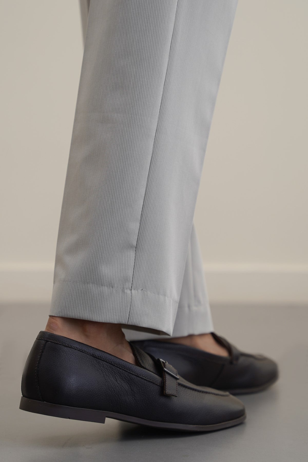 DARK BROWN SMART BUCKLE LOAFERS