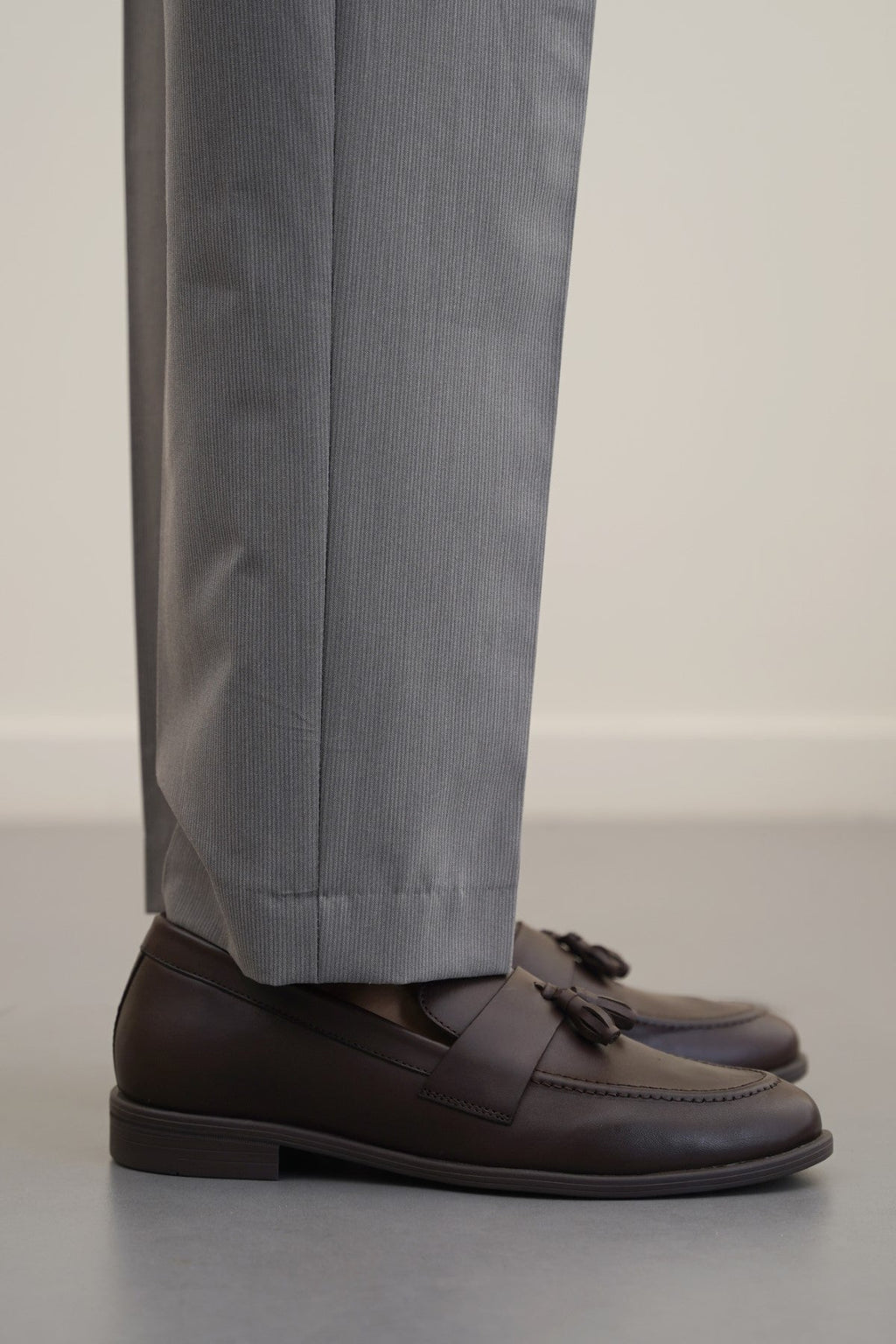 DARK BROWN TASSEL LEATHER LOAFERS