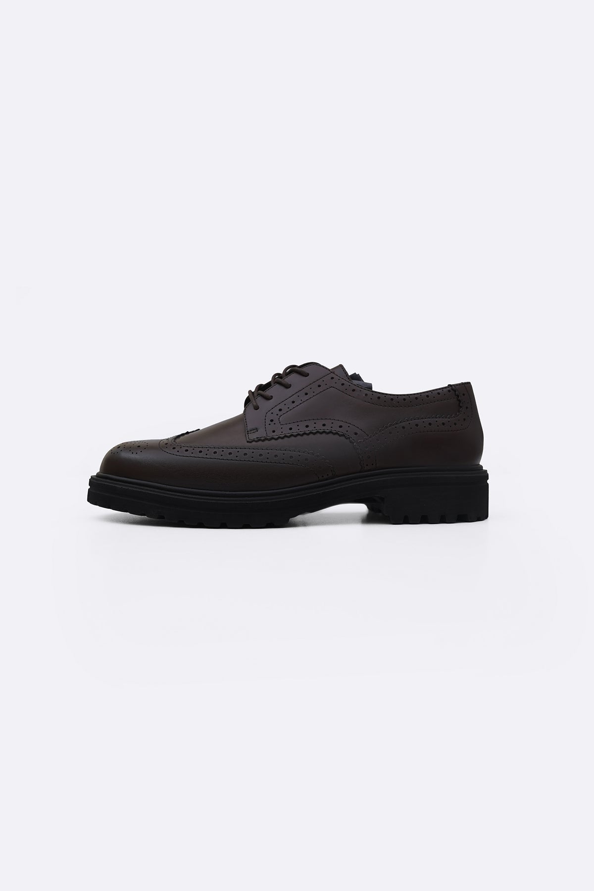 BROWN CLASSIC LEATHER BROGUES