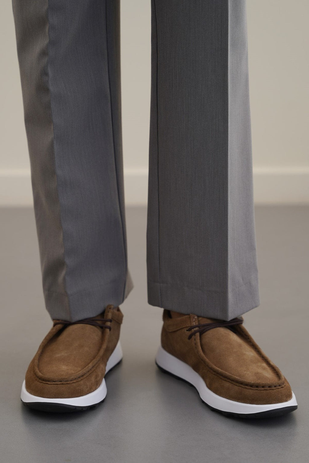 BROWN MOC TOE SUEDE WALKERS