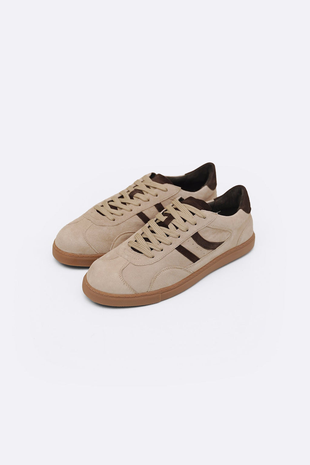 BEIGE SUEDE SKATE SNEAKERS