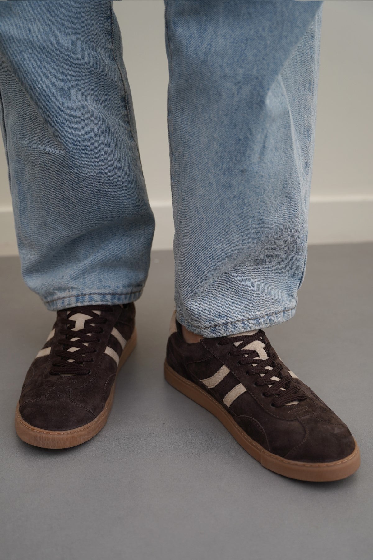 DARK BROWN SUEDE SKATE SNEAKERS