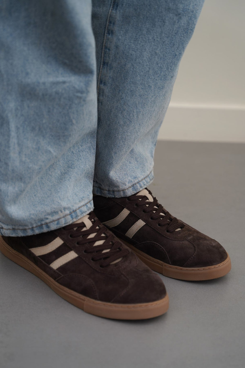 DARK BROWN SUEDE SKATE SNEAKERS