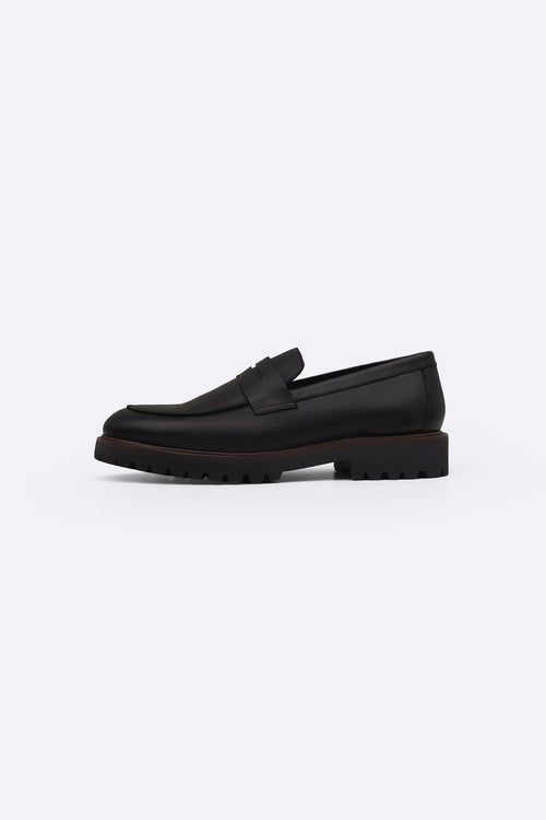 BLACK CHUNKY LEATHER LOAFERS