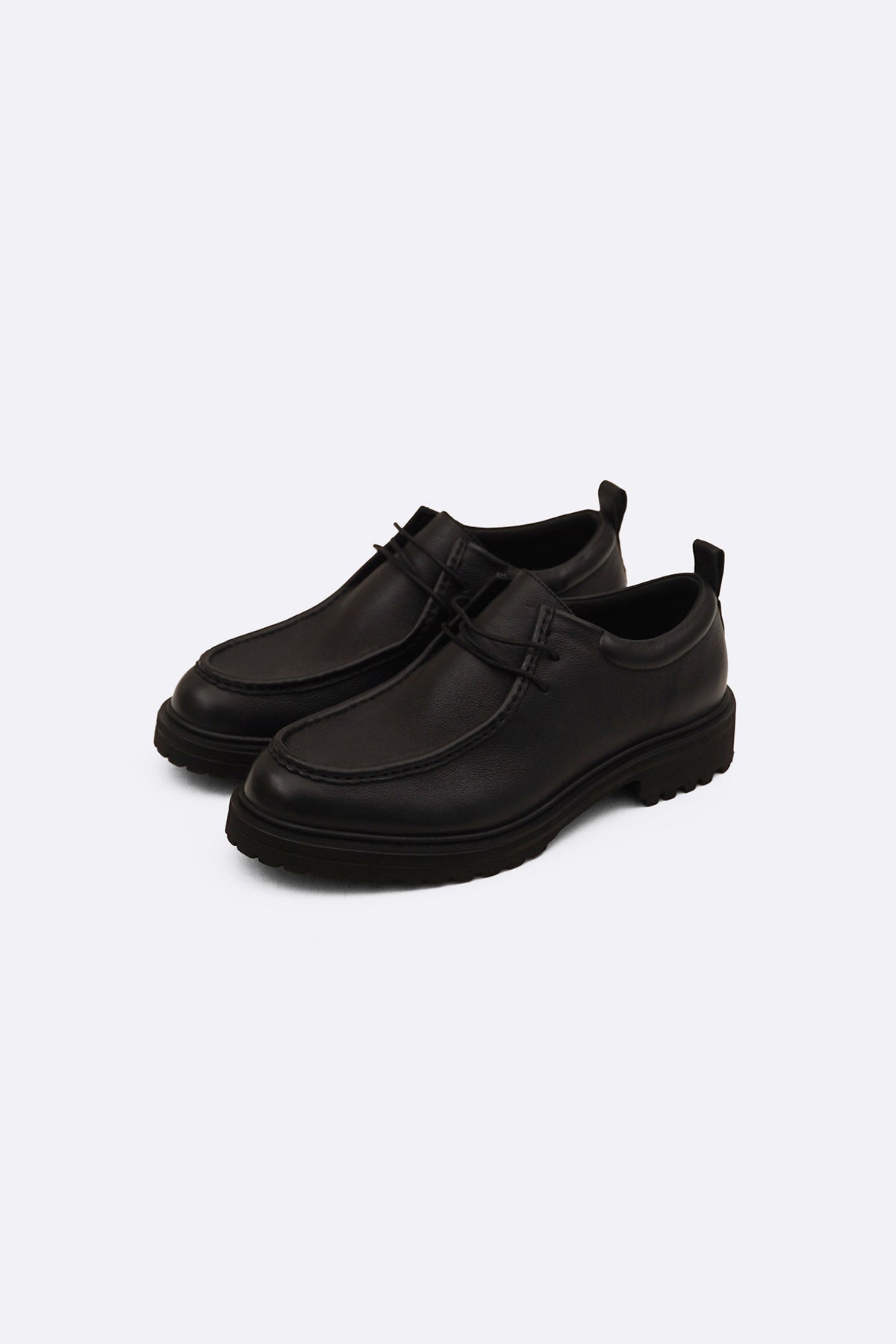 BLACK LEATHER MOC-TOE SHOES