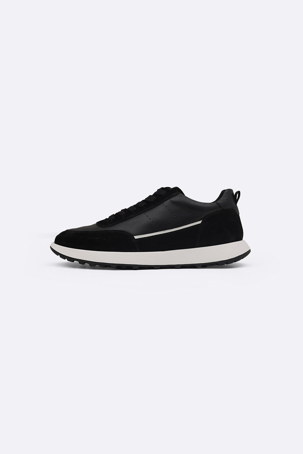 BLACK AIR LEATHER SNEAKERS