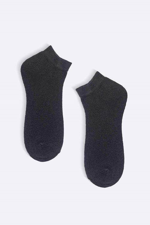 BLACK ANKLE SOCKS