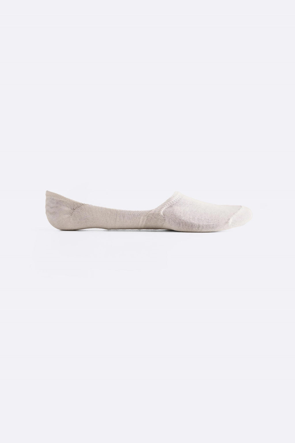 WHITE NO SHOW SOCKS